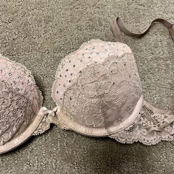 Victorias Secret Dream Angels Push Up Bra Lace Gemstones Nude Pink 32B. - Picture 2 of 4